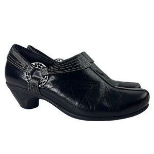 Naot Elegant Women's Black Heeled Bootie Shoes size 38